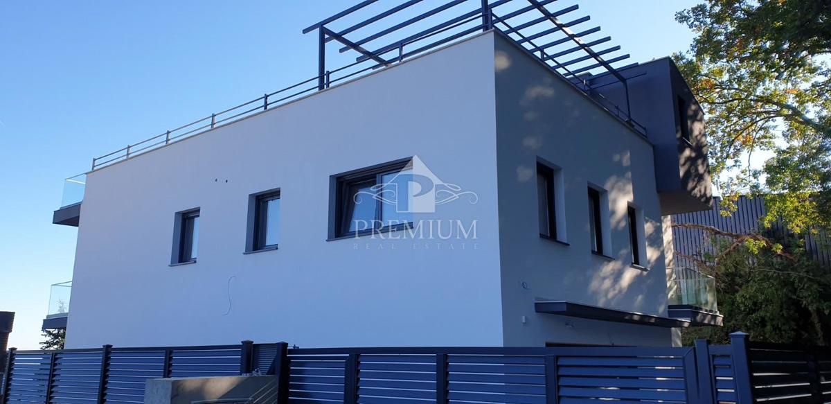 MODERNA VILA Z BAZENOM, PRIMERNA ZA TURIZEM