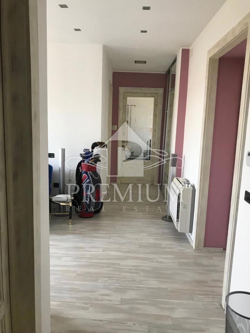 Stanovanje Centar, Rijeka, 74m2