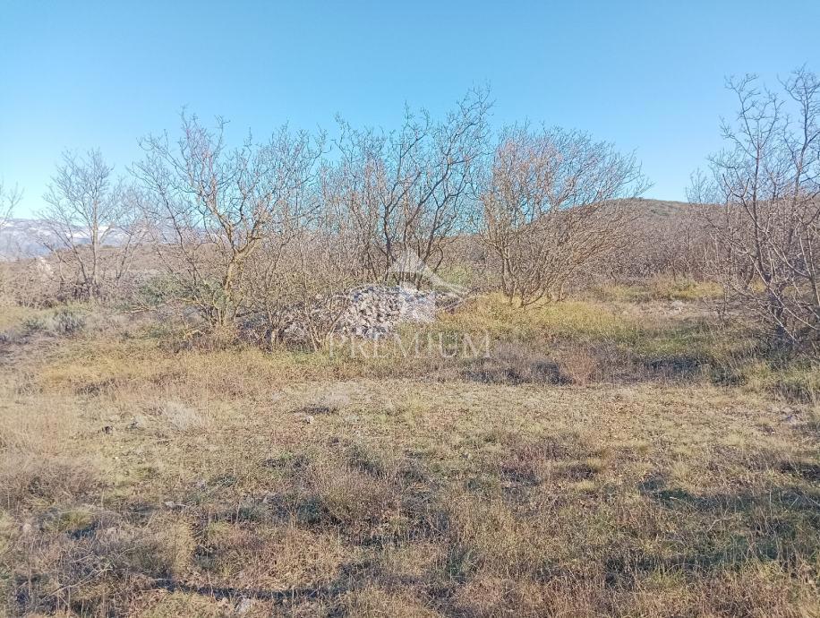 ZEMLJIŠČE Z ODPRTIM POGLEDOM NA MORJE