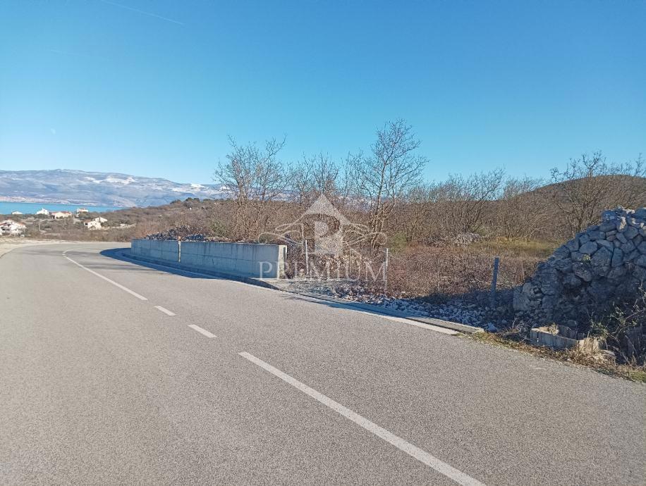 ZEMLJIŠČE Z ODPRTIM POGLEDOM NA MORJE