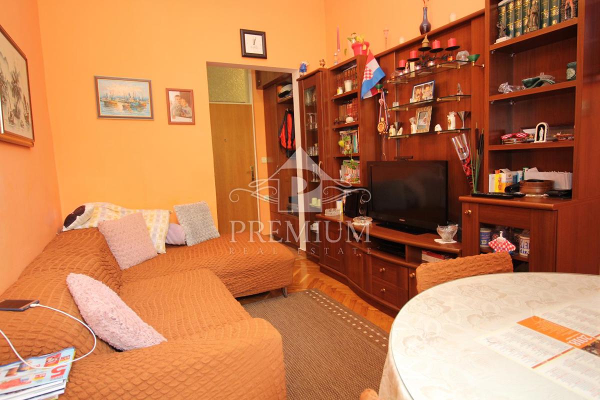 2S APARTMA + BA, RAZGLED, BLIZINA MORJA