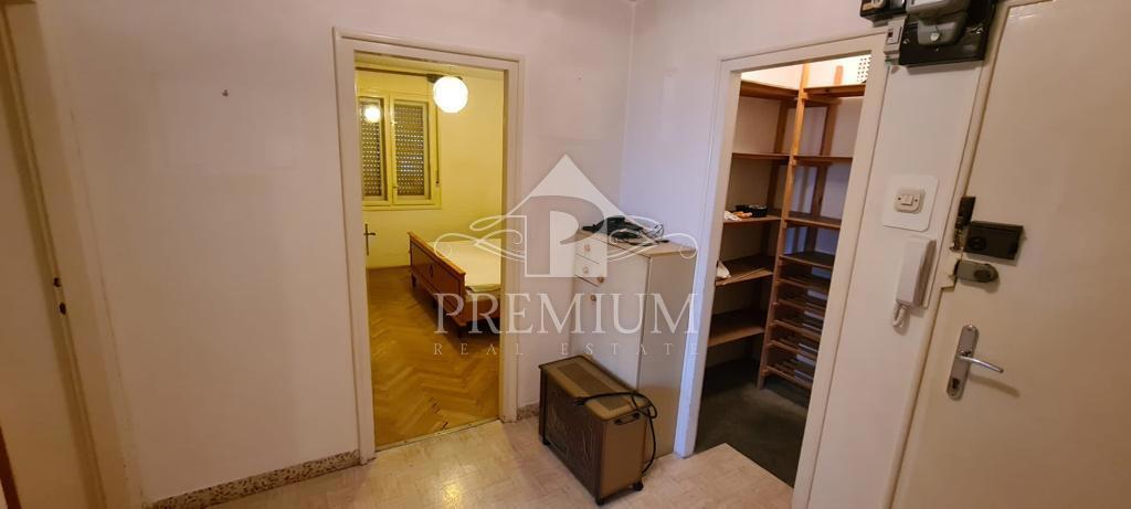 STANOVANJE 50 m2 Z LOŽO, POGLED NA MORJE