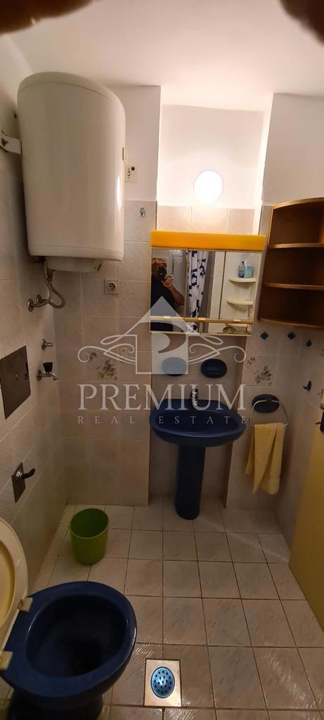 STANOVANJE 50 m2 Z LOŽO, POGLED NA MORJE