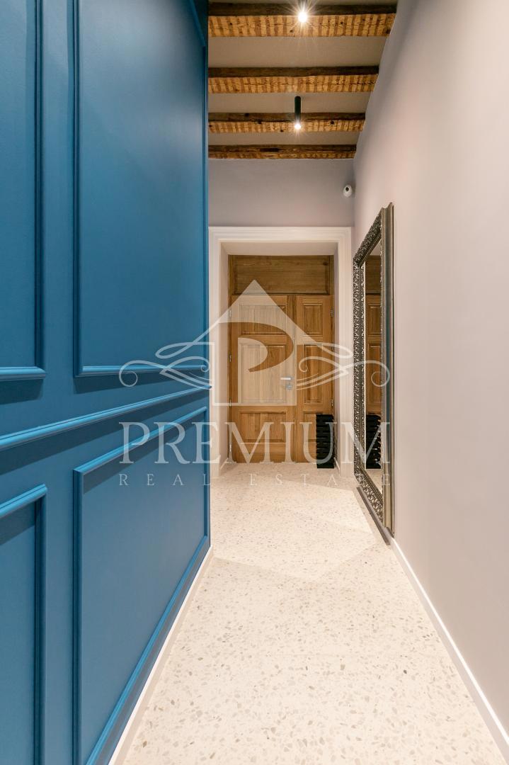 LUKSUZNO STANOVANJE, 160 m2, 2 APP + 3 SOBE