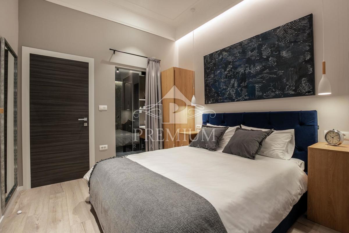 LUKSUZNO STANOVANJE, 160 m2, 2 APP + 3 SOBE