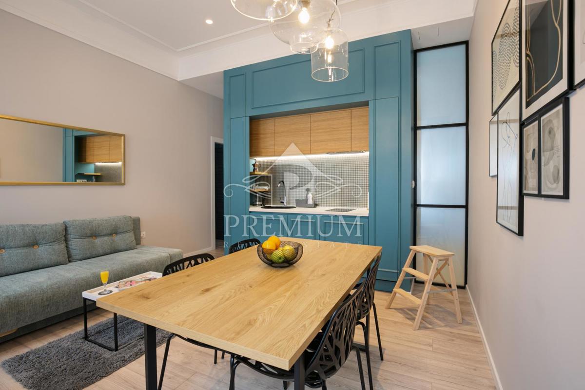 LUKSUZNO STANOVANJE, 160 m2, 2 APP + 3 SOBE