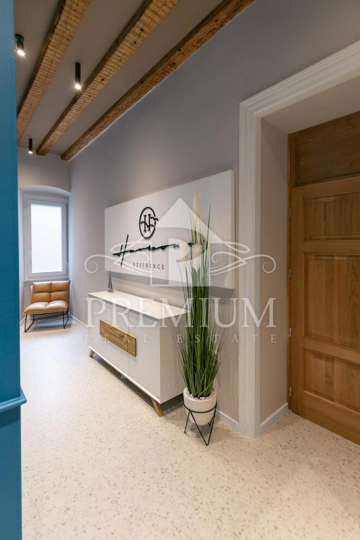 LUKSUZNO STANOVANJE, 160 m2, 2 APP + 3 SOBE