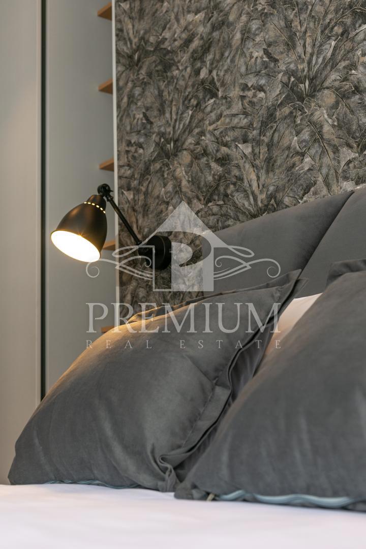 LUKSUZNO STANOVANJE, 160 m2, 2 APP + 3 SOBE