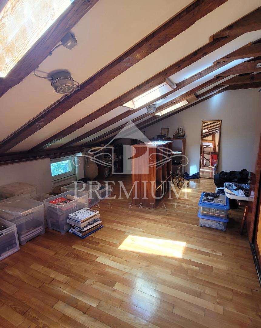 Stanovanje Opatija - Centar, Opatija, 104,81m2