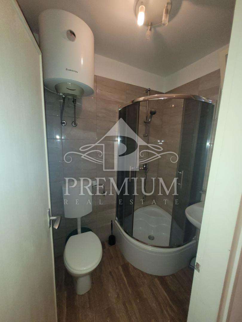 GARSONJERA, 16 m2, blizu centra