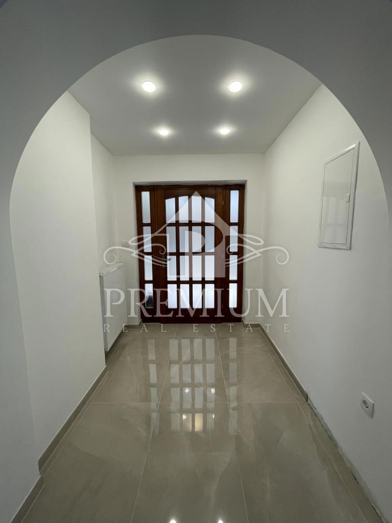 ATRAKTIVNO STANOVANJE 170,45 m2, NA ENKRATNI LOKACIJI,