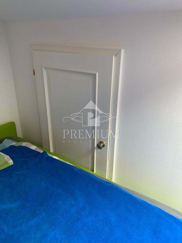EKSKLUZIVNO DVONETAŽNO STANOVANJE, 4 SP+BA, PARKIRIŠČE, RAZGLED