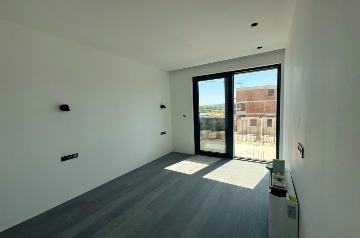 Apartma, prodaja, Mesto Krk, Hrvatska, 251 m2, 950.000,00 EUR