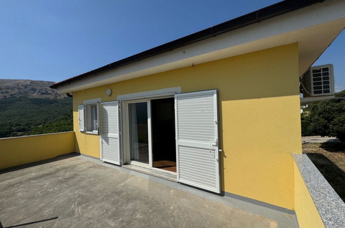 Hi&#353;a, prodaja, Baška, Hrvatska, 130 m2, 349.000,00 EUR