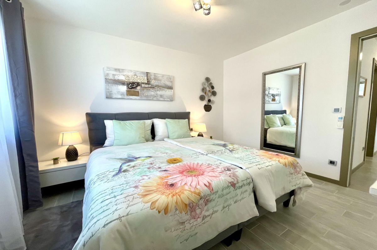 Apartma, prodaja, Mesto Krk, Hrvatska, 106 m2, 599.900,00 EUR