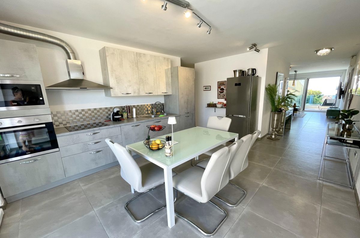 Apartma, prodaja, Mesto Krk, Hrvatska, 106 m2, 599.900,00 EUR