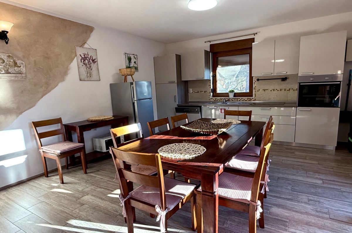 Hi&#353;a, prodaja, Mesto Krk, Hrvatska, 200 m2, 490.000,00 EUR