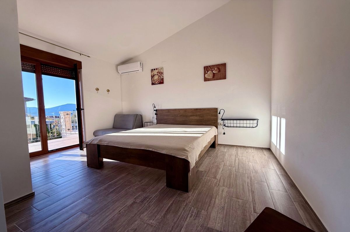 Hi&#353;a, prodaja, Mesto Krk, Hrvatska, 200 m2, 490.000,00 EUR