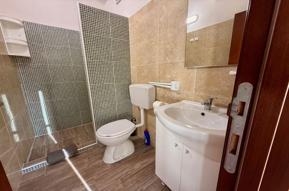 Hi&#353;a, prodaja, Mesto Krk, Hrvatska, 200 m2, 490.000,00 EUR