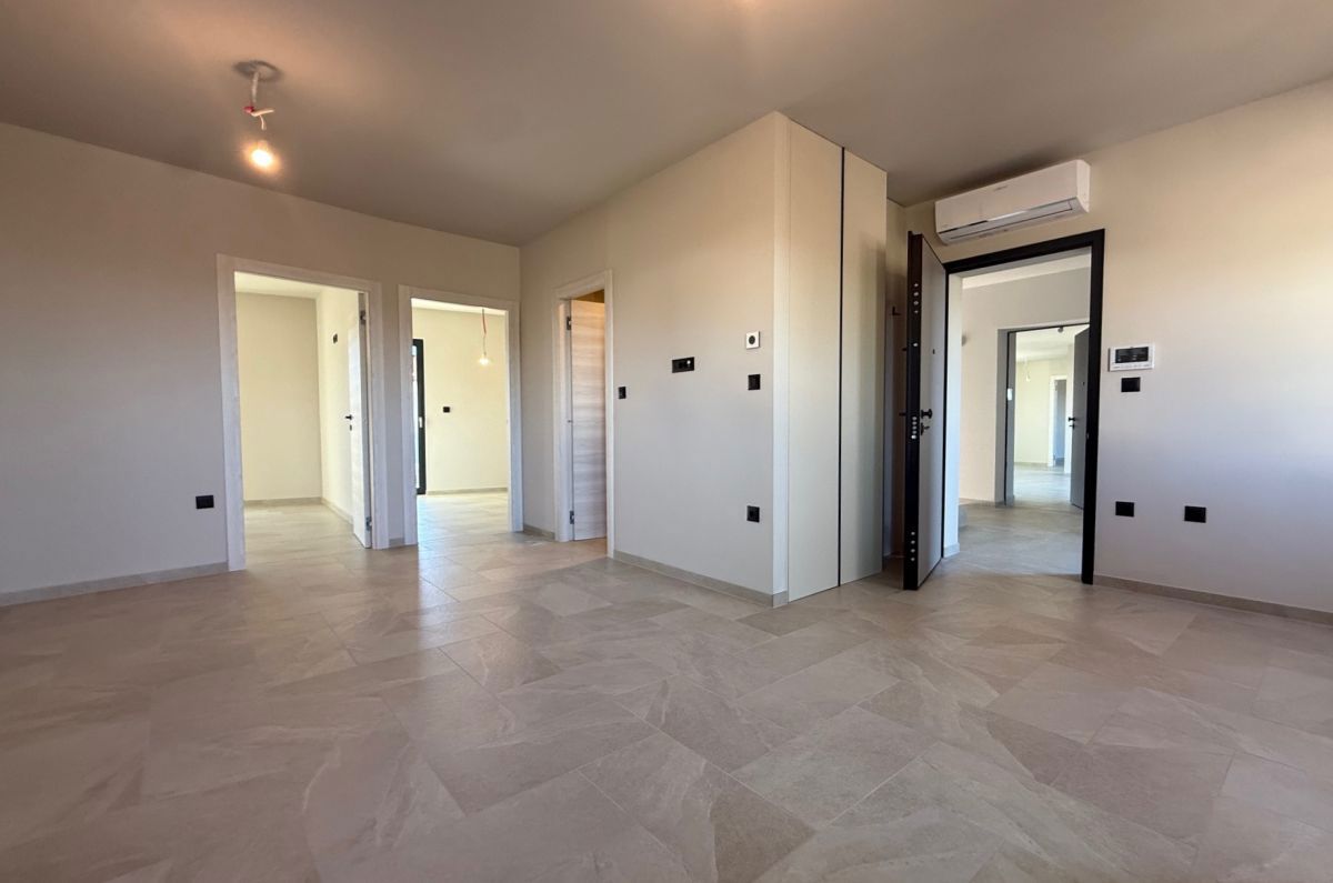 Apartma, prodaja, Omišalj, Hrvatska, 97 m2, 235.000,00 EUR