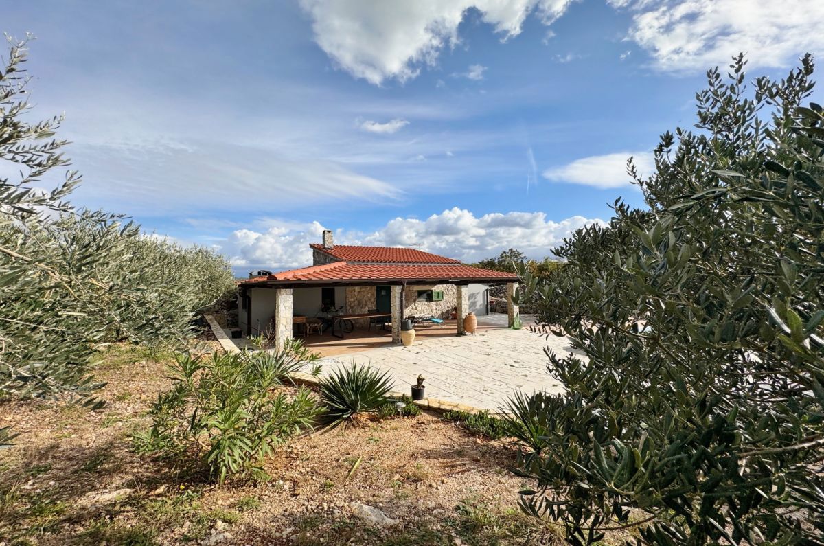 Hi&#353;a, prodaja, Mesto Krk, Hrvatska, 31240 m2, 3.600.000,00 EUR