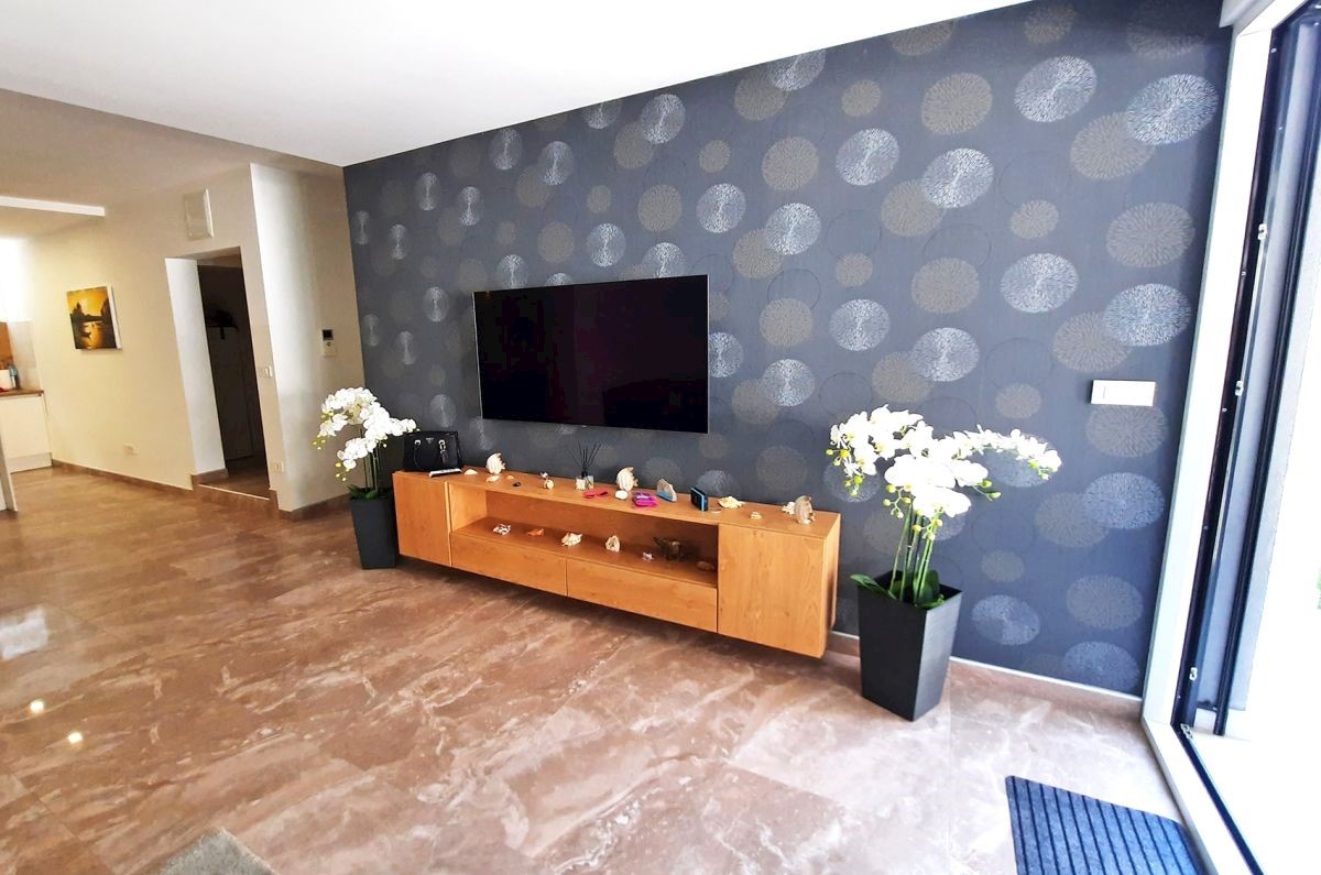 Apartma, prodaja, Njivice, Hrvatska, 71 m2, 430.000,00 EUR