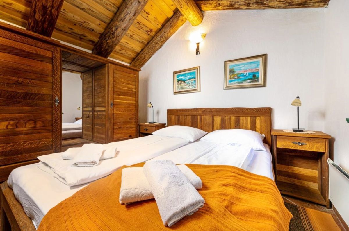 Stara kamnita hi&#353;a, prodaja, Dobrinj, Hrvatska, 225 m2, 925.000,00 EUR