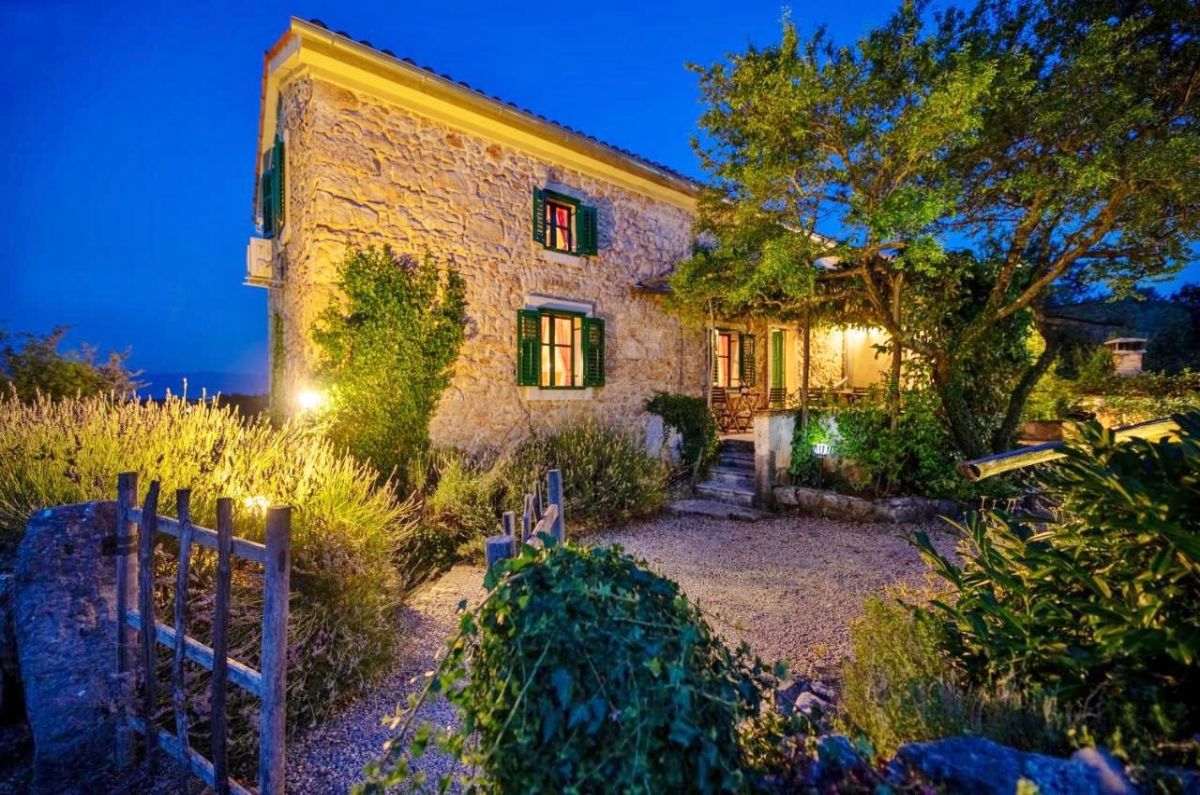 Stara kamnita hi&#353;a, prodaja, Dobrinj, Hrvatska, 225 m2, 925.000,00 EUR