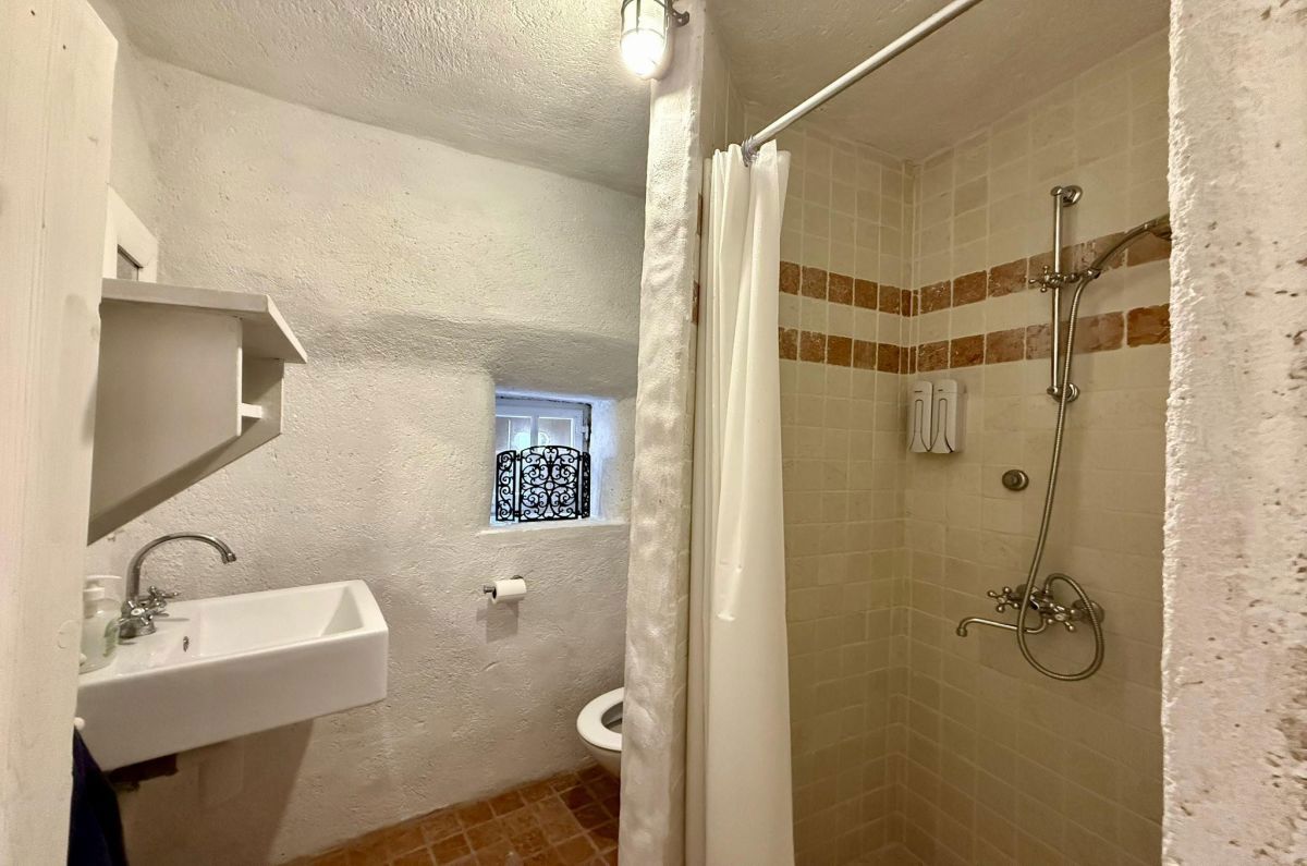 Stara kamnita hi&#353;a, prodaja, Vrbnik, Hrvatska, 120 m2, 390.000,00 EUR