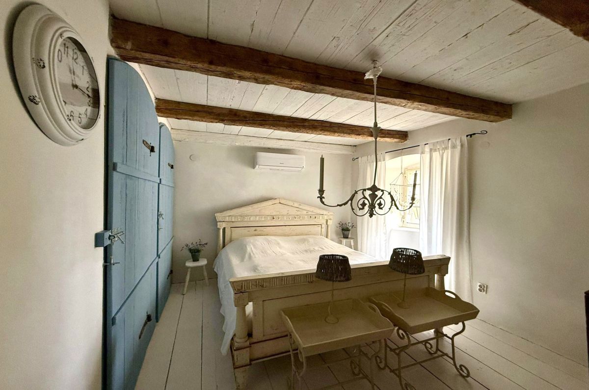 Stara kamnita hi&#353;a, prodaja, Vrbnik, Hrvatska, 120 m2, 390.000,00 EUR