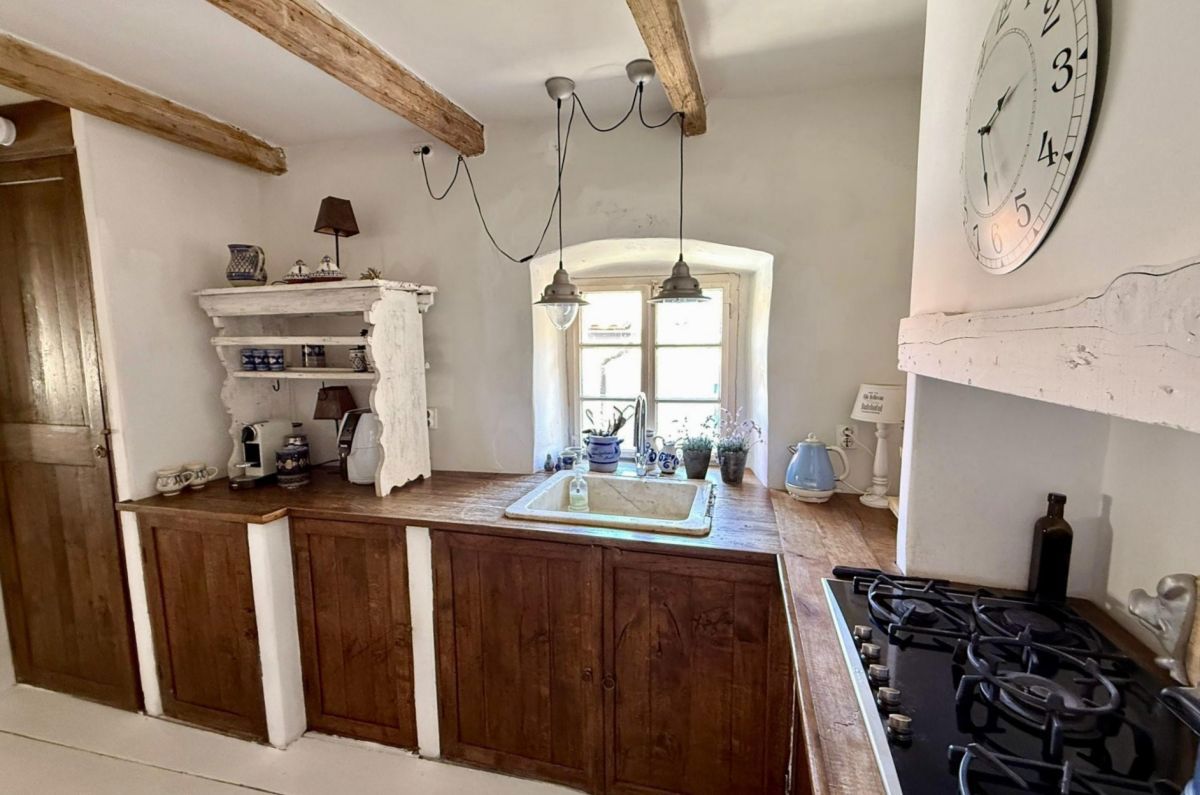 Stara kamnita hi&#353;a, prodaja, Vrbnik, Hrvatska, 120 m2, 390.000,00 EUR