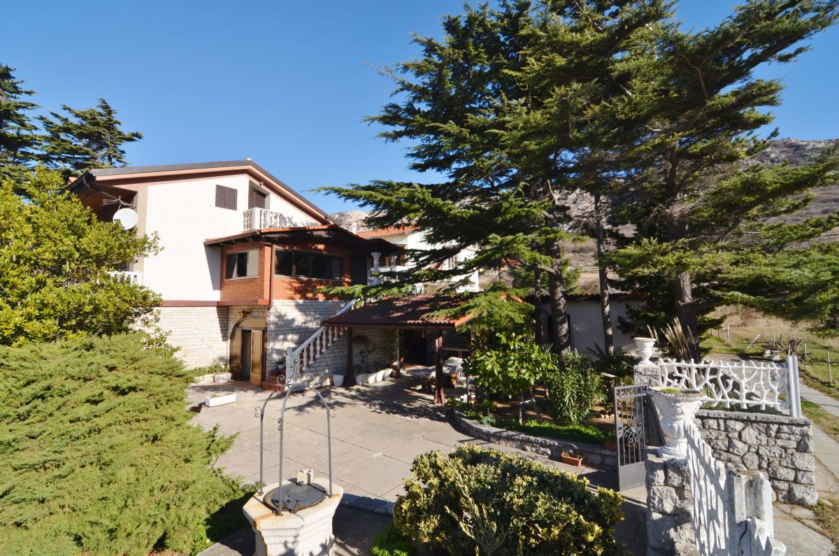 Hiša, prodaja, Baška, Hrvatska, 320 m2, 450.000,00 EUR