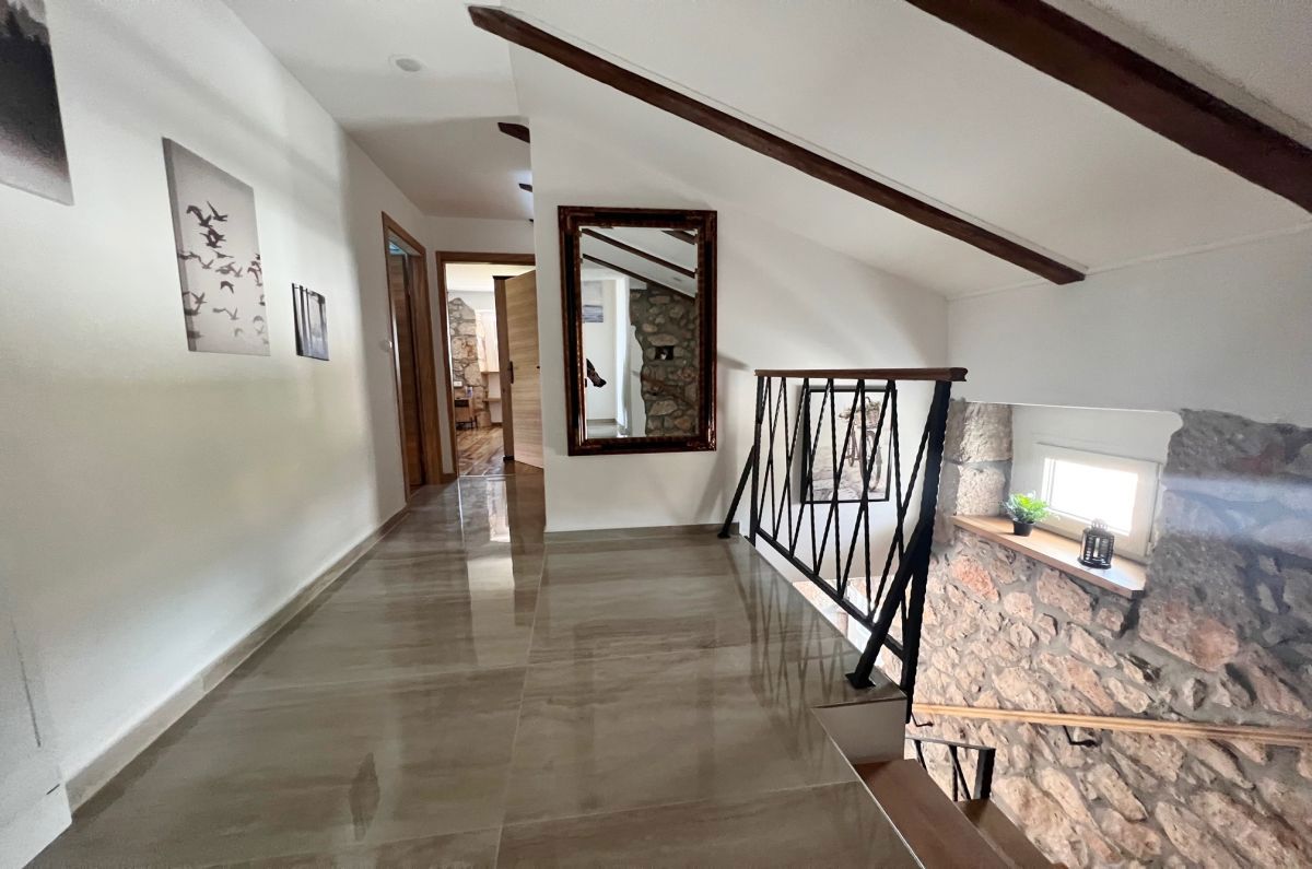 Nova kamnita hi&#353;a, prodaja, Malinska, Hrvatska, 150 m2, 580.000,00 EUR