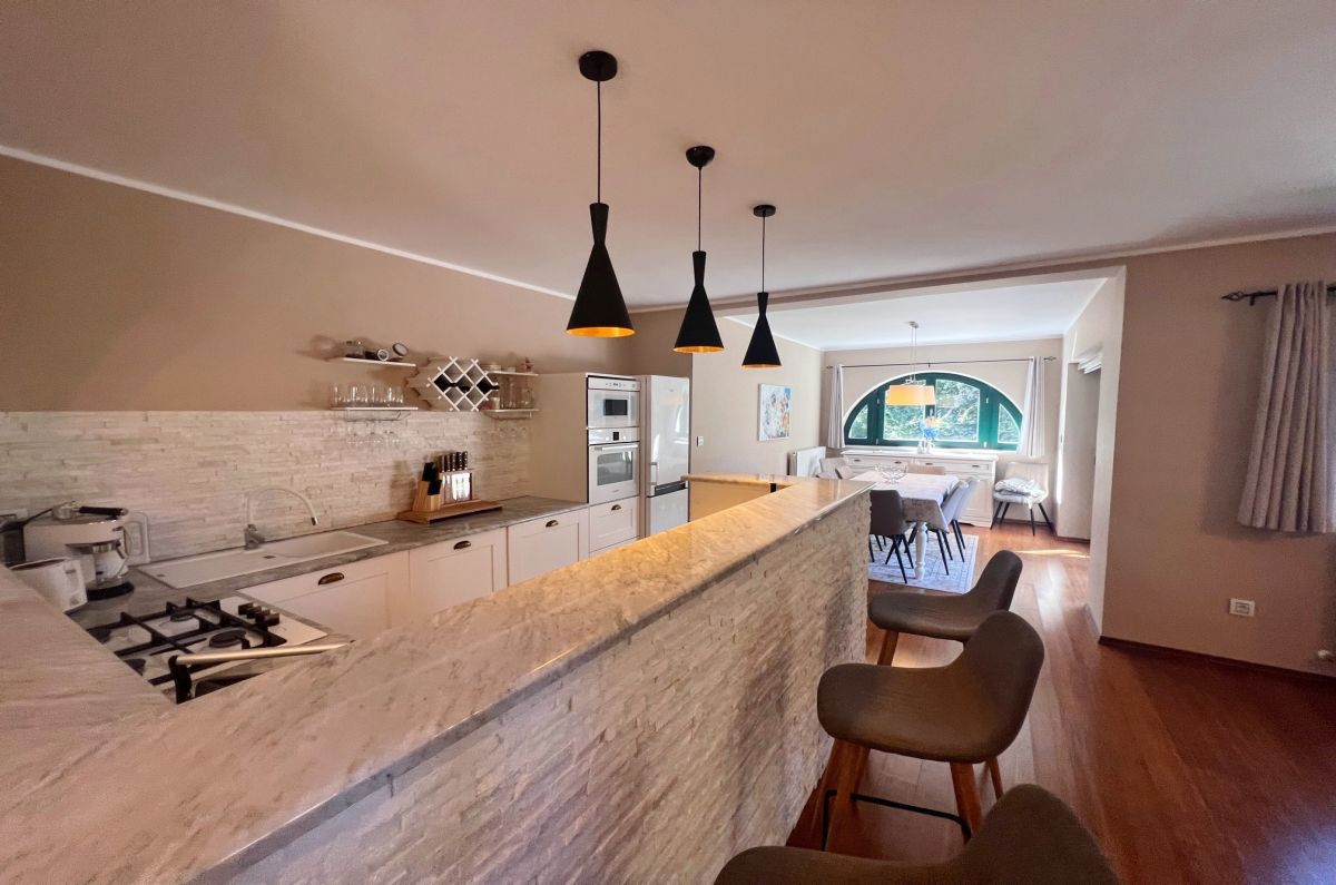 Hi&#353;a, prodaja, Mesto Krk, Hrvatska, 164 m2, 950.000,00 EUR
