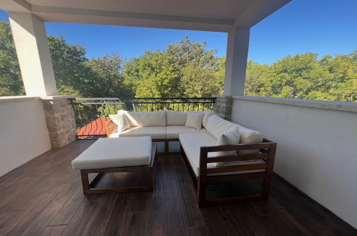 Hi&#353;a, prodaja, Mesto Krk, Hrvatska, 164 m2, 950.000,00 EUR