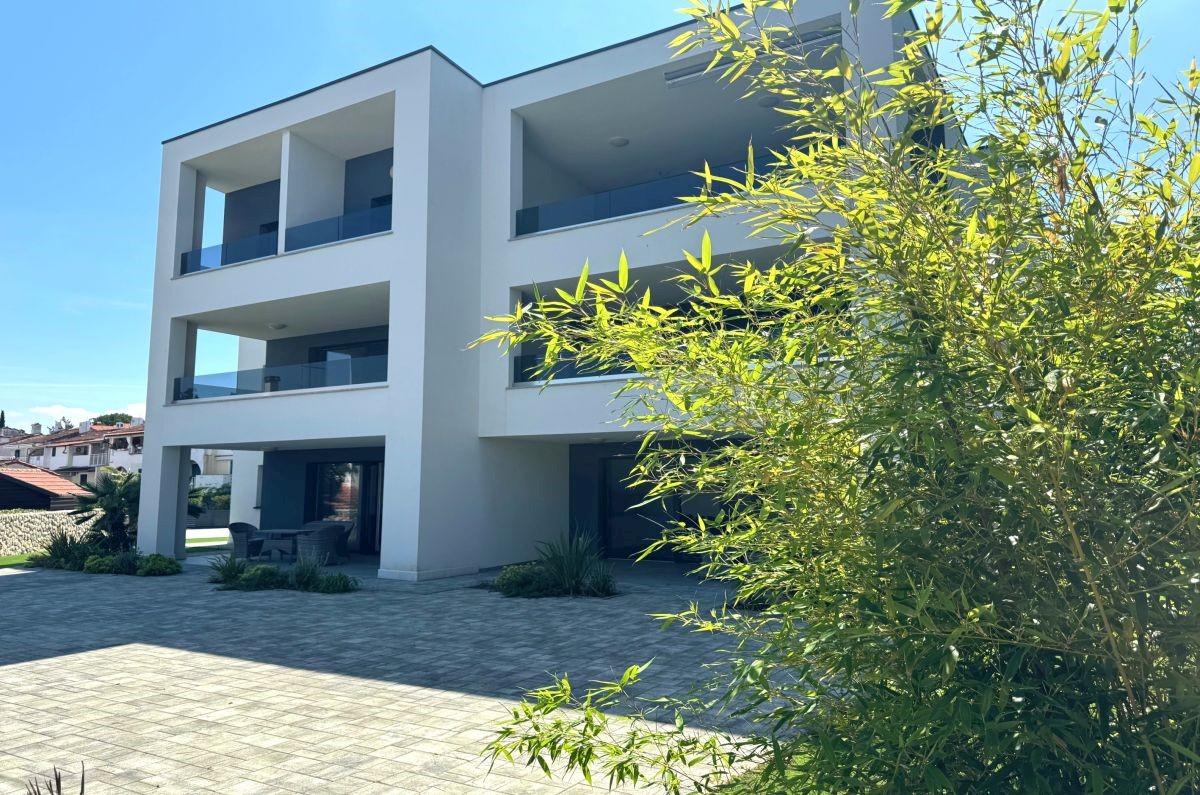 Apartma, prodaja, Malinska, Hrvatska, 162 m2, 1.000.000,00 EUR