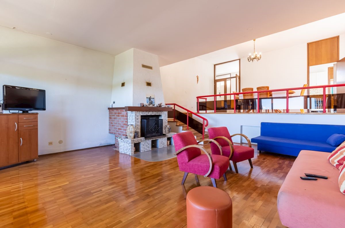 Hi&#353;a, prodaja, Njivice, Hrvatska, 286 m2, 1.800.000,00 EUR