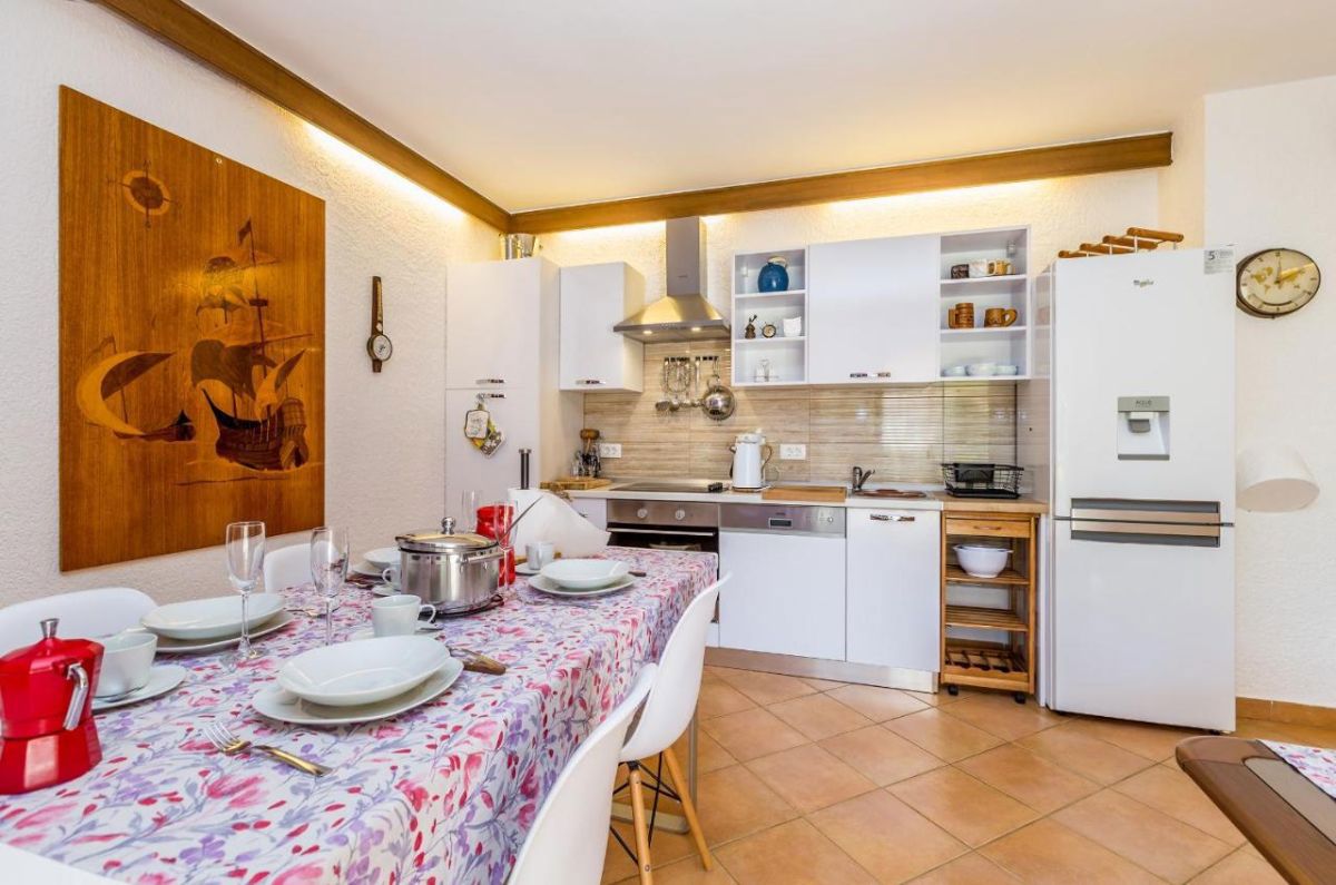 Hi&#353;a, prodaja, Mesto Krk, Hrvatska, 405 m2, 635.000,00 EUR