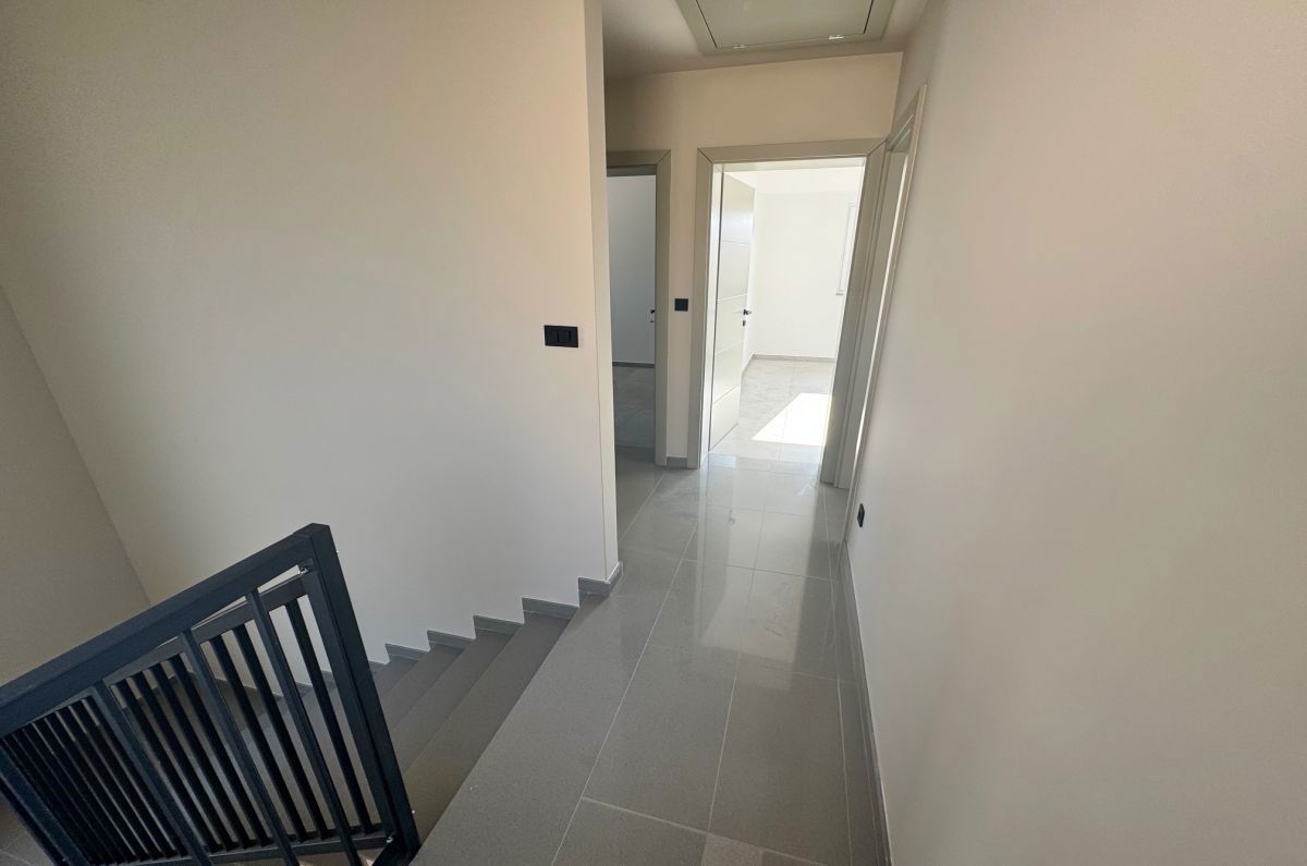 Hi&#353;a, prodaja, Vrbnik, Hrvatska, 137 m2, 800.000,00 EUR