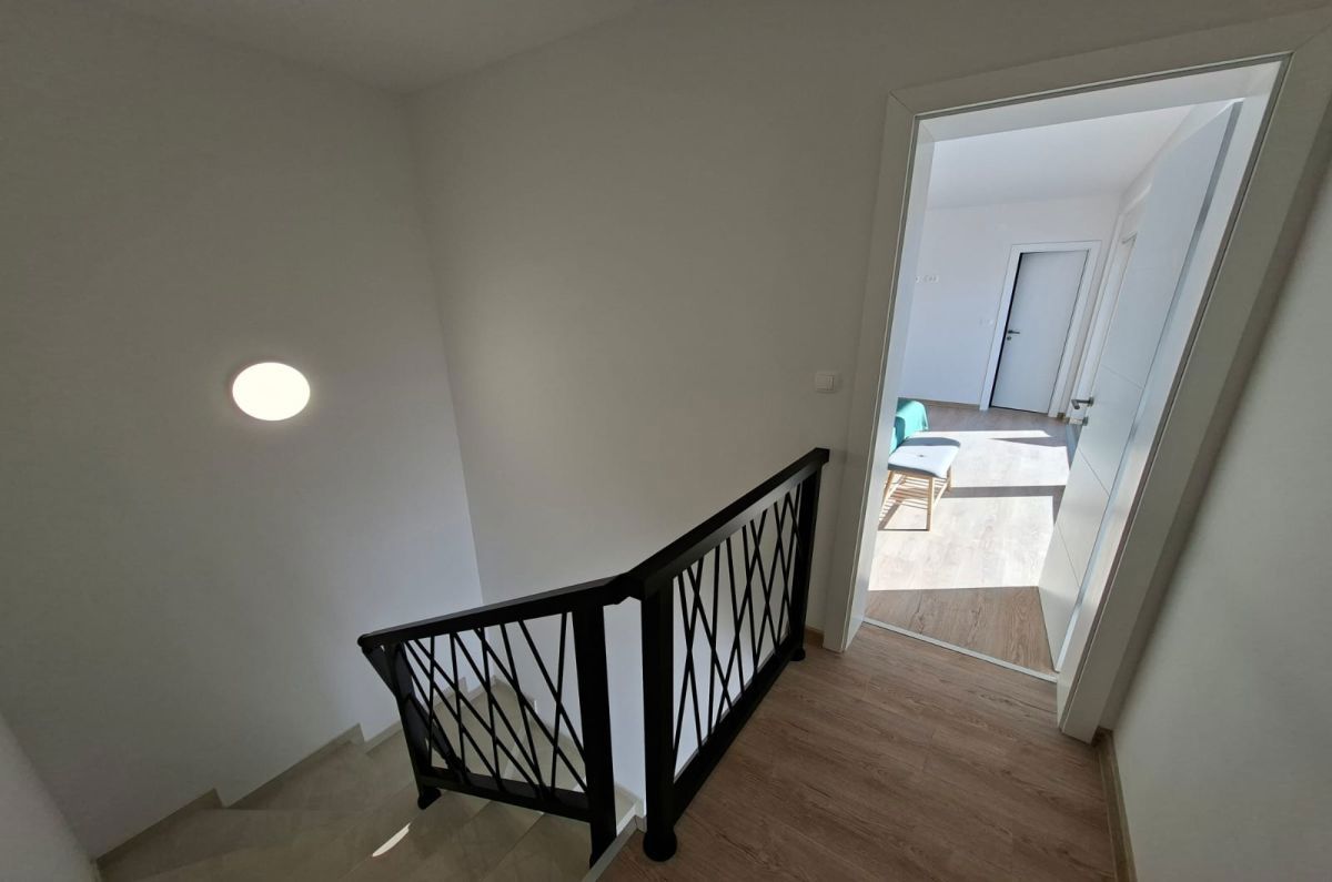 Hiša, prodaja, Mesto Krk, Hrvatska, 157 m2, 650.000,00 EUR