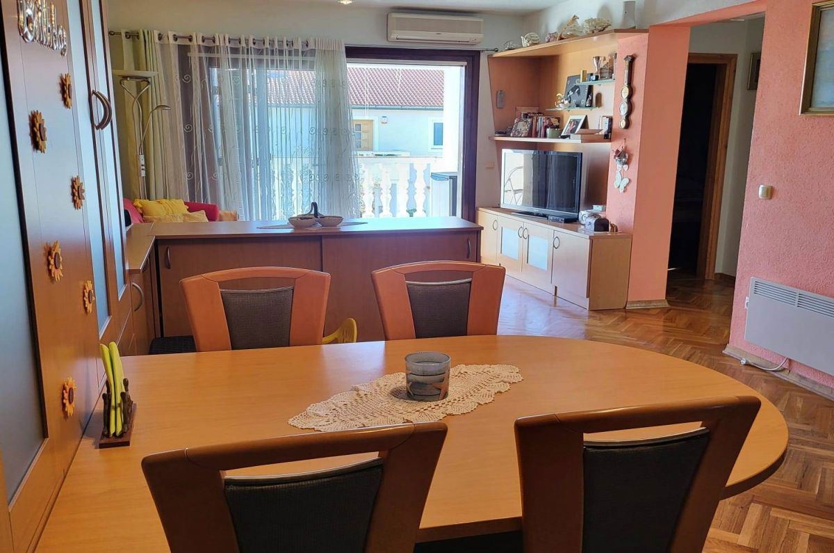 Apartma, prodaja, Mesto Krk, Hrvatska, 72 m2, 290.000,00 EUR