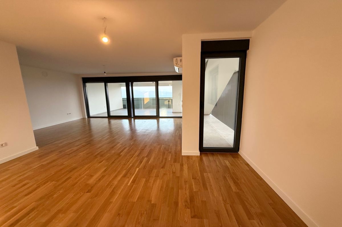 Apartma, prodaja, Mesto Krk, Hrvatska, 244 m2, 865.000,00 EUR