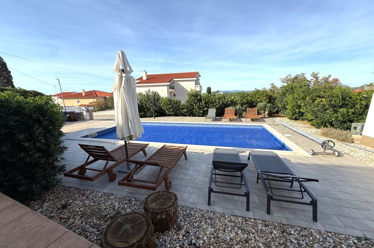 Hi&#353;a, prodaja, Punat, Hrvatska, 235 m2, 850.000,00 EUR