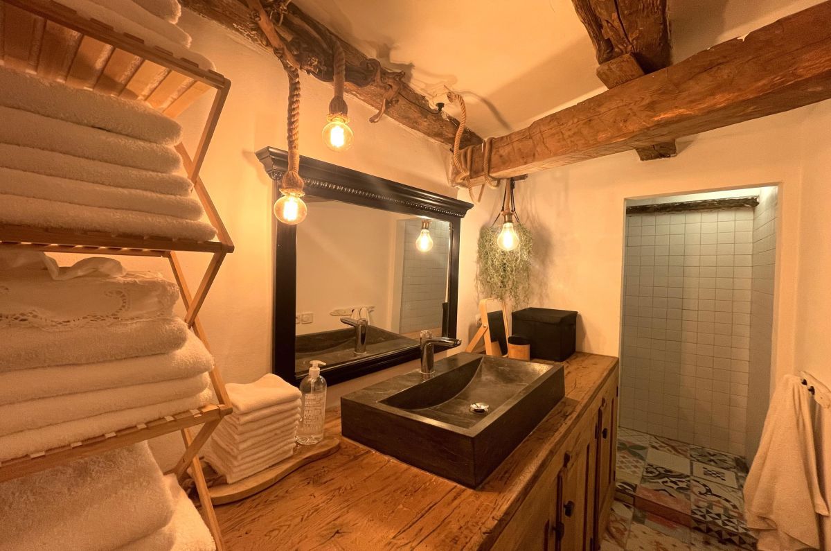 Stara kamnita hi&#353;a, prodaja, Vrbnik, Hrvatska, 72 m2, 270.000,00 EUR