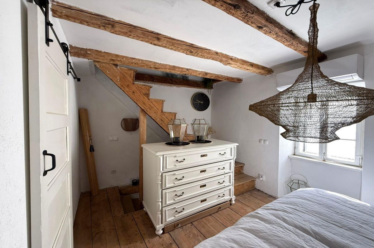 Stara kamnita hi&#353;a, prodaja, Vrbnik, Hrvatska, 72 m2, 270.000,00 EUR