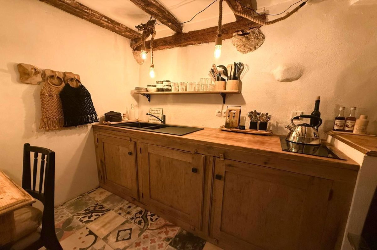 Stara kamnita hi&#353;a, prodaja, Vrbnik, Hrvatska, 72 m2, 270.000,00 EUR