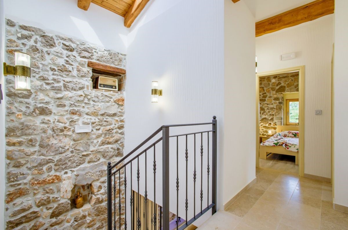 Stara kamnita hi&#353;a, prodaja, Vrbnik, Hrvatska, 144 m2, 690.000,00 EUR