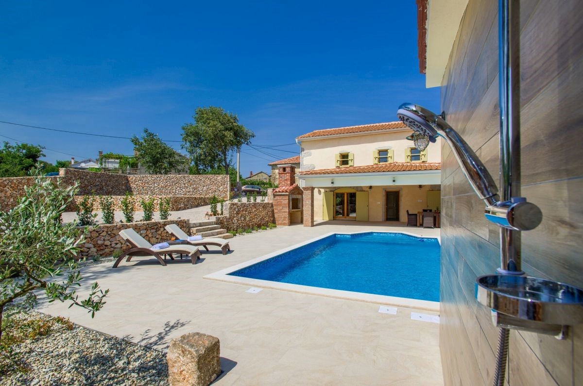 Stara kamnita hi&#353;a, prodaja, Vrbnik, Hrvatska, 144 m2, 690.000,00 EUR