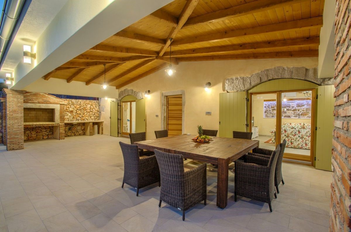 Stara kamnita hi&#353;a, prodaja, Vrbnik, Hrvatska, 144 m2, 690.000,00 EUR
