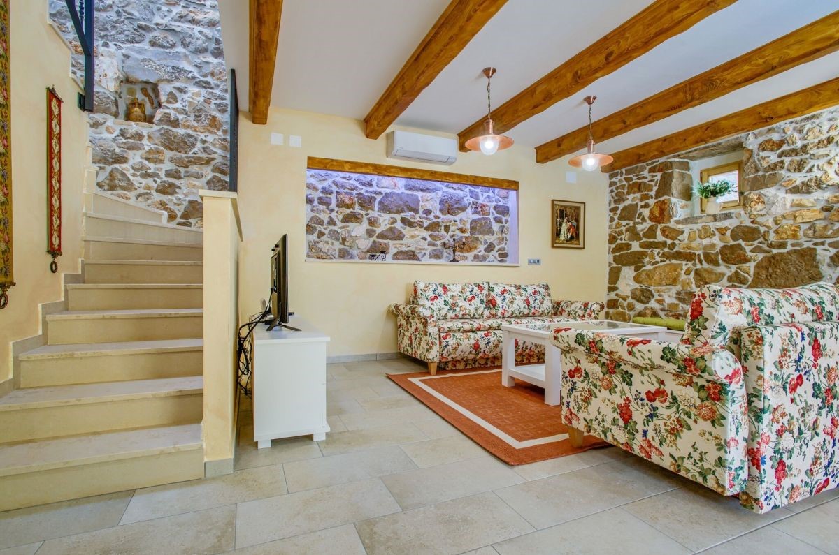 Stara kamnita hi&#353;a, prodaja, Vrbnik, Hrvatska, 144 m2, 690.000,00 EUR